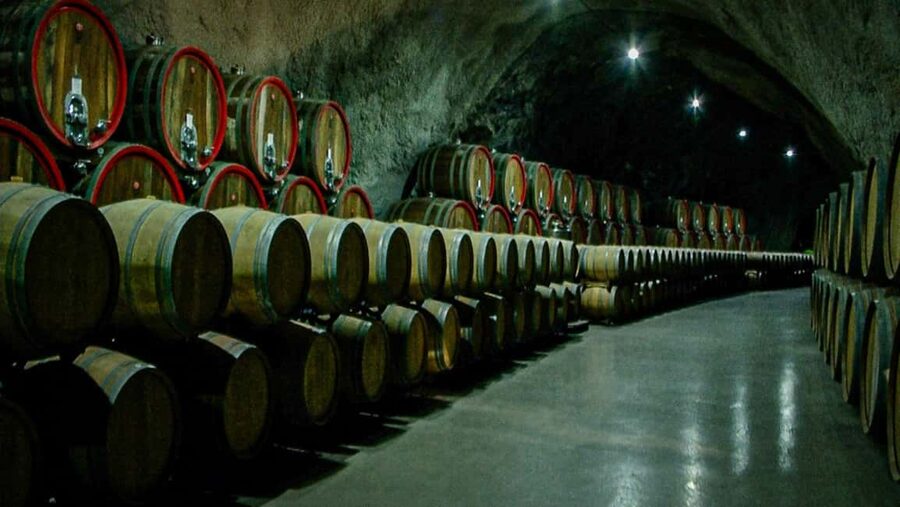 Podgorica by E-Bike: Vineyards, Wines & Waterfalls - Timing your visit for the best waterfall