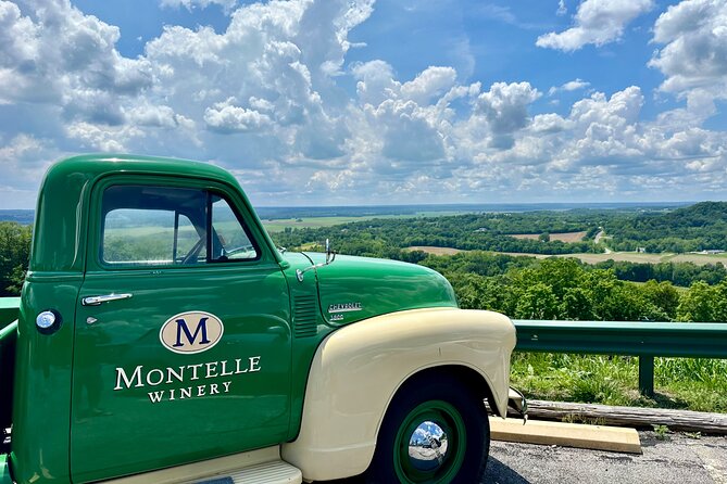 Private Day Trip to Missouri Wine Country - Good News Brewing brings pizza and a change of pace