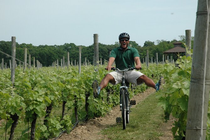 Private Guided Wine Country Bike Tour in Mattituck - What the support vehicle and photos add