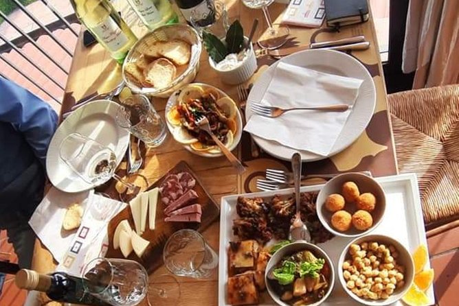 Private tour of Etna and Winery Visit with Food and Wine Tasting from Taormina - The optional cable car to 3,000 meters