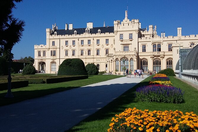 Private Tour to Czech Wine Regions - Lednice and Valtice - What the private format changes