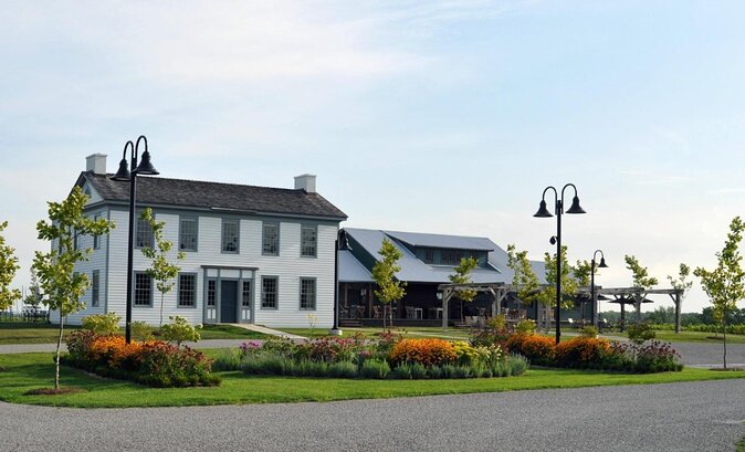 Private Wine and Chocolate Tour in Niagara Wine Region - Starting Around St. David’s and Ravine Vineyard Estates