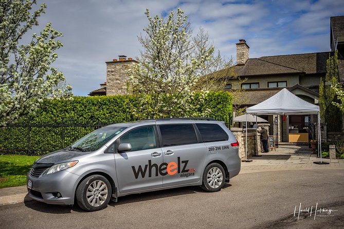 Private Wine and Chocolate Tour in Niagara Wine Region - The Guide Can Make or Break the Experience