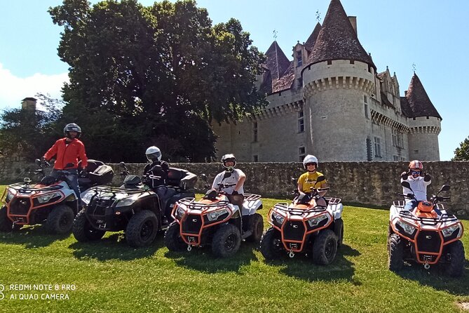 Quad hike 3h30 Vineyards of Dordogne - From forest tracks to vineyards and sunflower fields