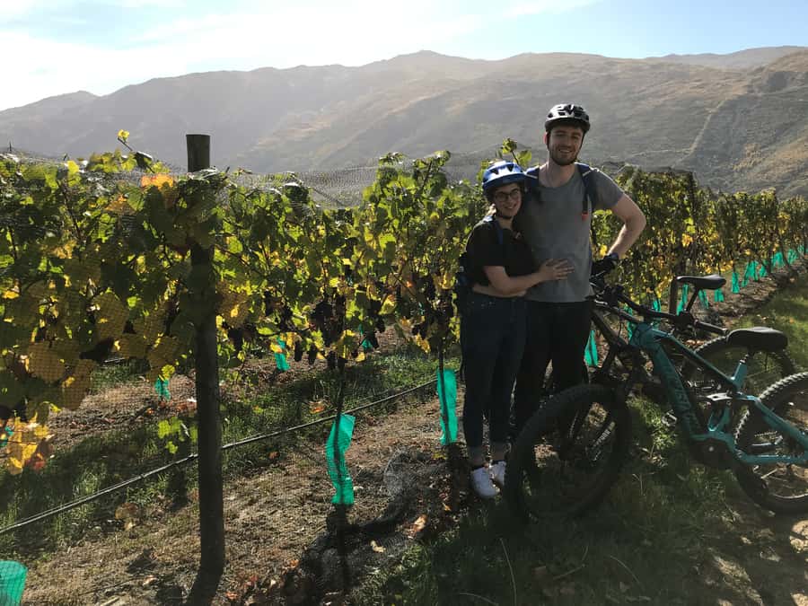 Queenstown: Guided E-Bike Tour with Winery Visits & Tastings - Gibbston Valley and the Central Otago vines