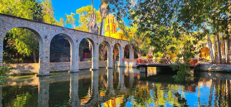 Querétaro: Haciendas, Vineyards, and Magical Towns Day Trip - A long day built around Querétaro wine country