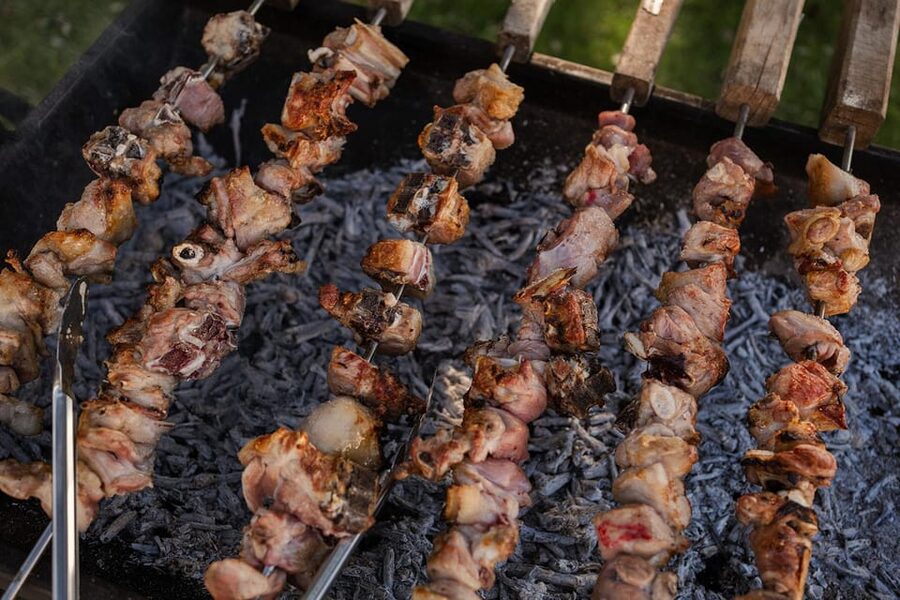 Ribera del Duero: Experience, vineyard, and 4x4 ride, plus an aperitif and tasting. - Cheese, Iberian cold cuts, and the right pace
