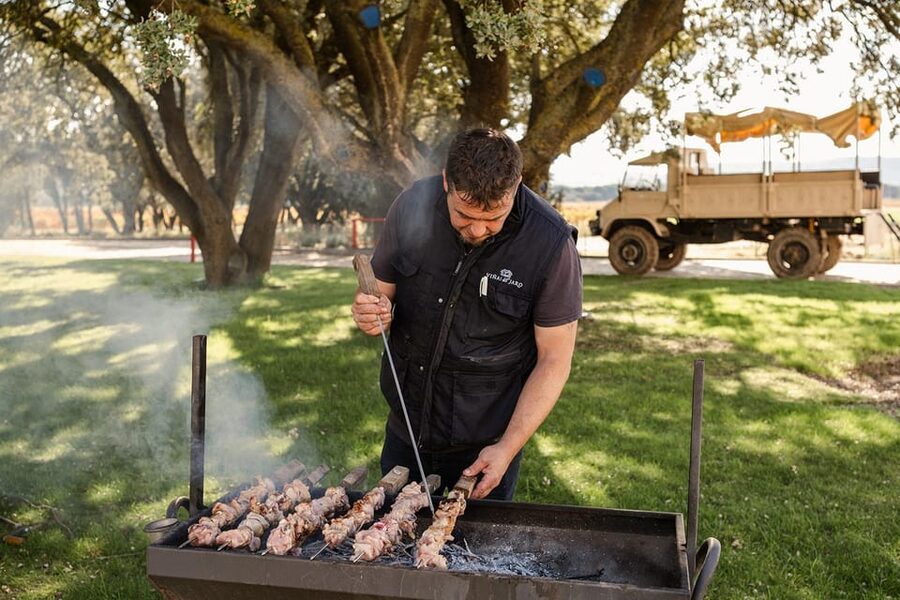 Ribera del Duero: Experience, vineyard, and 4x4 ride, plus an aperitif and tasting. - Should you book it?