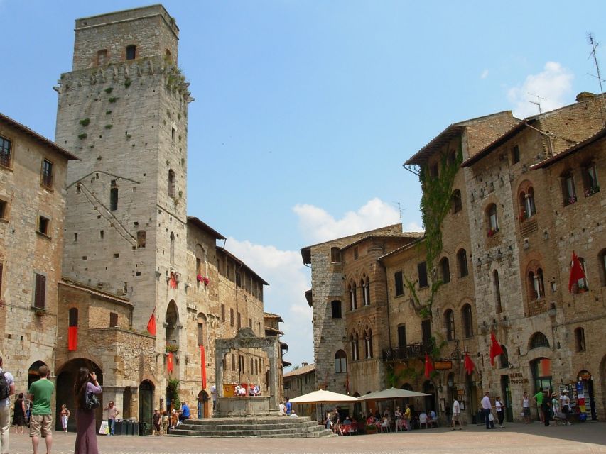 Rome: Private Tour to San Gimignano, Siena & Winery Visit - Learning how Chianti reaches your glass