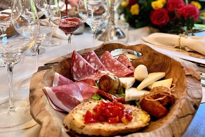 San Gimignano Romantic Dinner in the Vineyards - The property, views, and sense of occasion