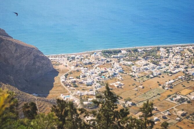 Santorini: Must-See & Winery Visit Private Tour - Perivolos and the island’s black beach