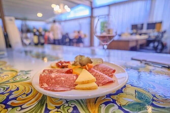 Semi-Private Chianti Wine Tour with Dinner in Tuscany Vineyard - Practical details before you reserve