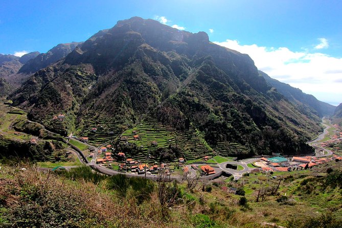 Signature Wine Tastings, Skywalk, Nature 4x4 Open Roof Expedition - What the guides add to the experience