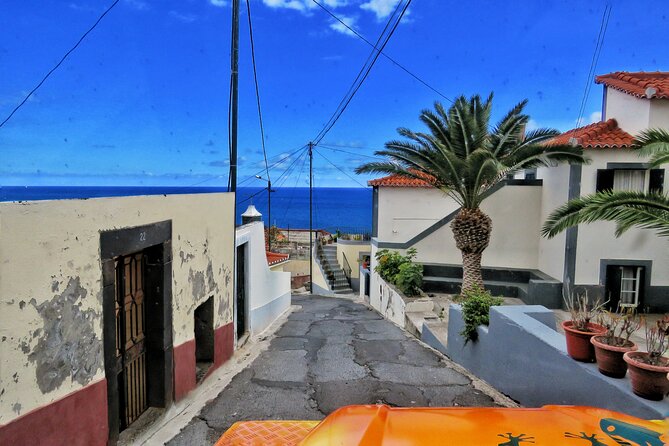 Skywalk, Vineyards, Landscapes and 4x4 Experience in Madeira - Câmara de Lobos, fishing boats and Churchill’s view