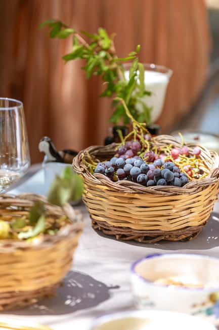 Sunset Escape in Lecce: Vineyard Picnic with Wine Tasting - A country house with a Salento story