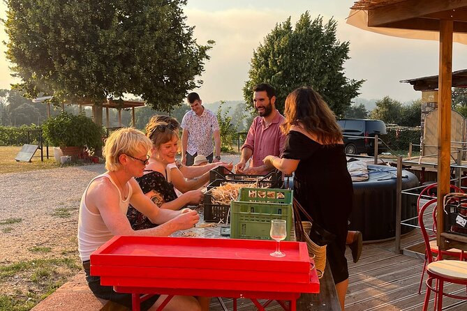 Tasting in a Tuscan Vineyard with transfer from Lucca - Who will enjoy this vineyard visit