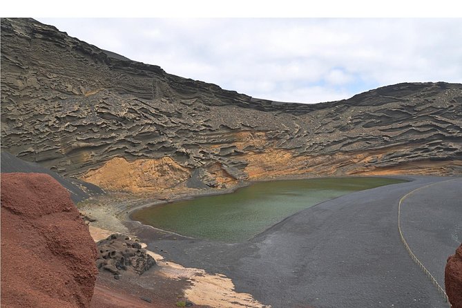 Tour Lanzarote South with Winery Visit - What the five-hour format means for you