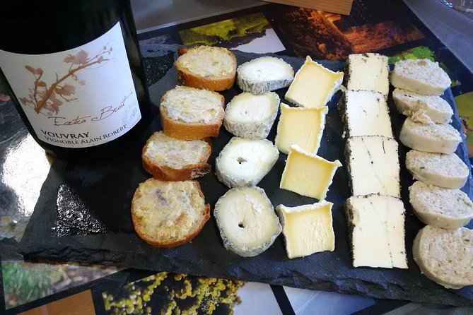 Tour of a Vineyard, Winery & Cellar with Wine Tasting in Vouvray, Loire Valley - Seeing the winery at work