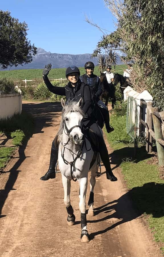 Vrede en Lust Wine Estate: 1h30m Horse Trail Ride - Riding into the Franschhoek wine valley
