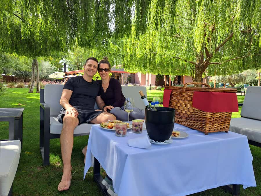 Wine and Chocolate Bike Tour: ride, taste, lunch, vineyards. - Starting in Mendoza and getting set up