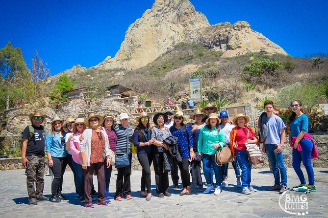 Wine Route tour starting from Querétaro - Three hours around Peña de Bernal