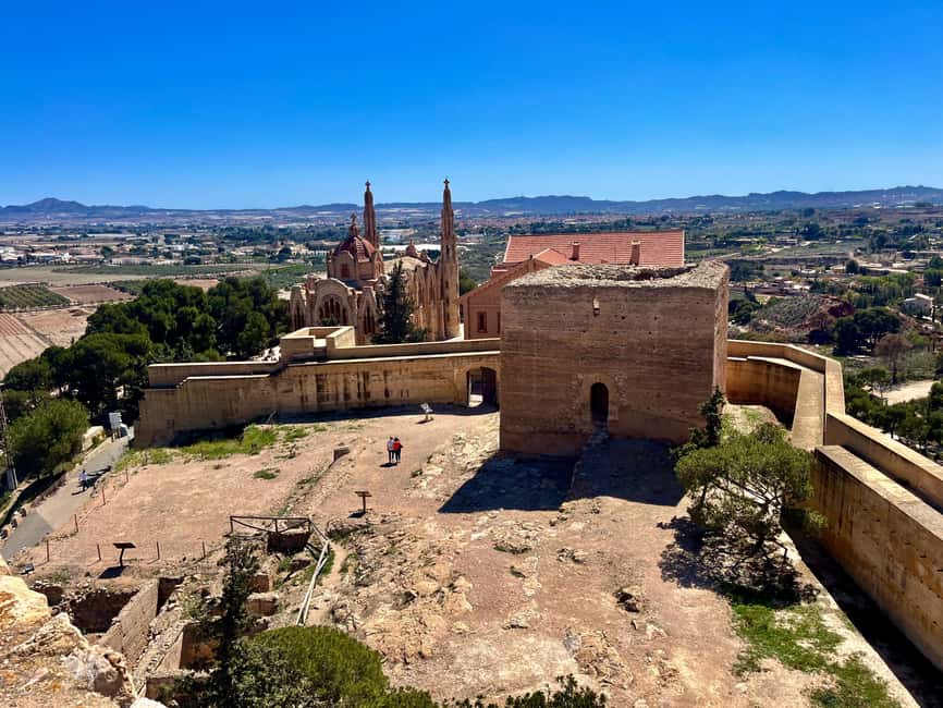 Wine Route with 3 Tastings & Castillo La Mola: Small Group - Who should book this experience?