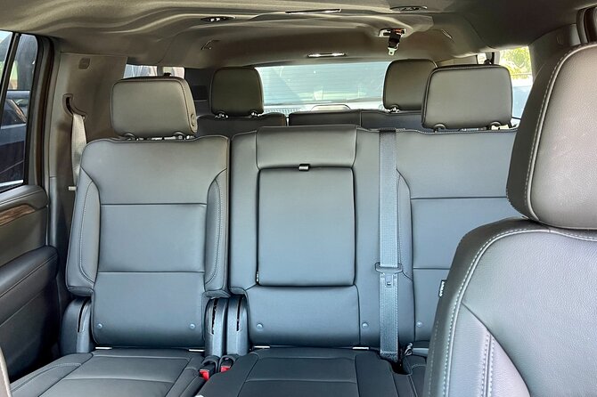 Winery and Vineyard Transportation in Luxury Full Size Black SUV - Building your own route through Napa and Sonoma