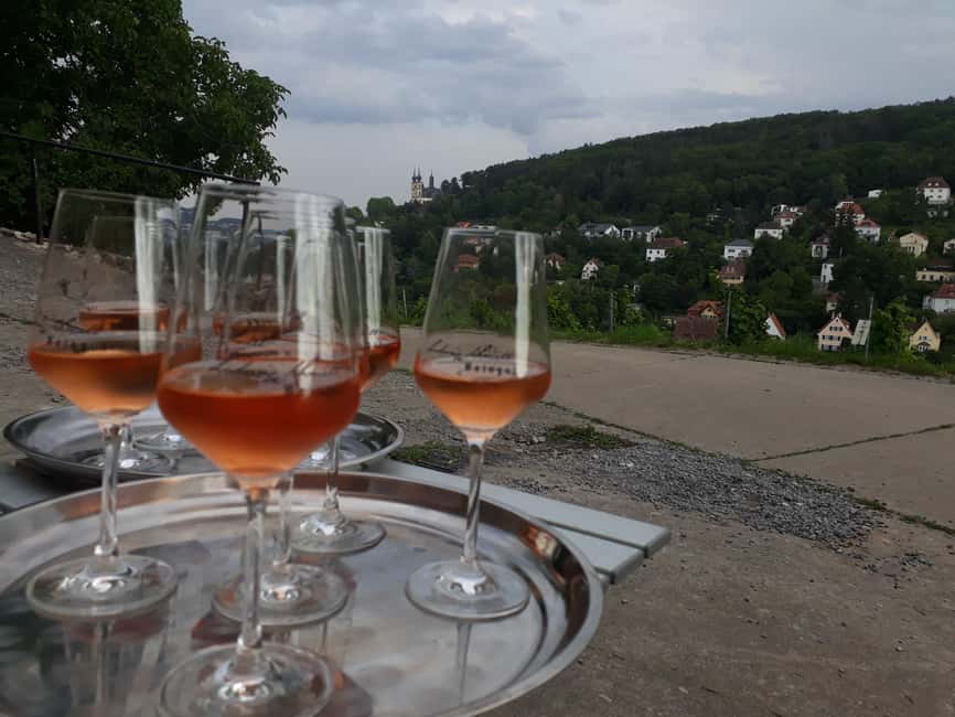 Wuerzburg: Vineyard rally with wine tasting and group dynamics - The final wines and team award